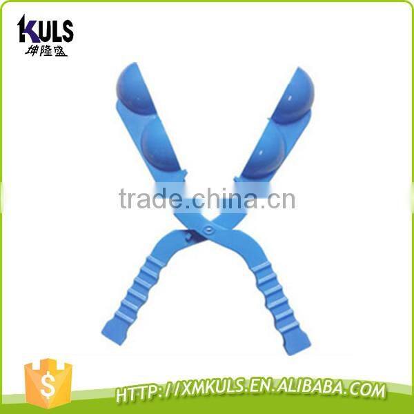 Promotion Christmas gift for winter sport outdoor entertainment Snowball clip snowball maker