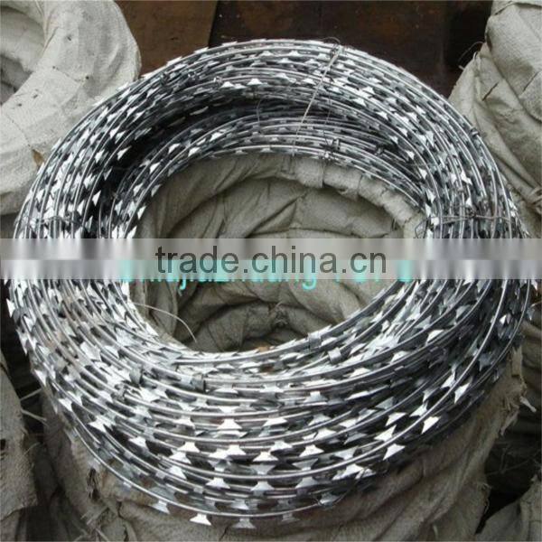 Razor blade barbed wire 450mm coil diameter
