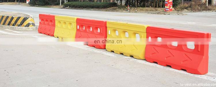 Road Traffic Sign Construction Horse Water Trough Plastic Barricade Stand