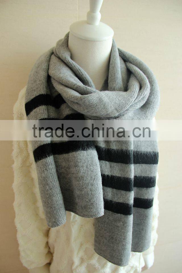 New Arrival Warm Fashion Long Striped Wool Acrylic Knitted Girls Winter Scarf
