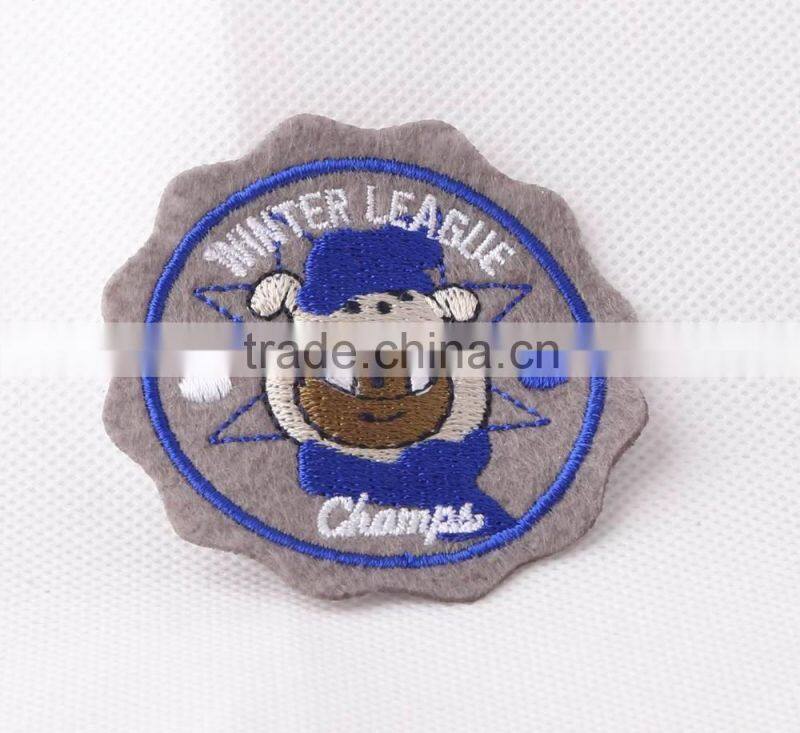 2015 wholesale cheap embroidered bull patches