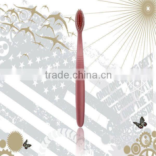 Wholesale toothbrush manufacturer/disposable toothbrush with toothpaste in one