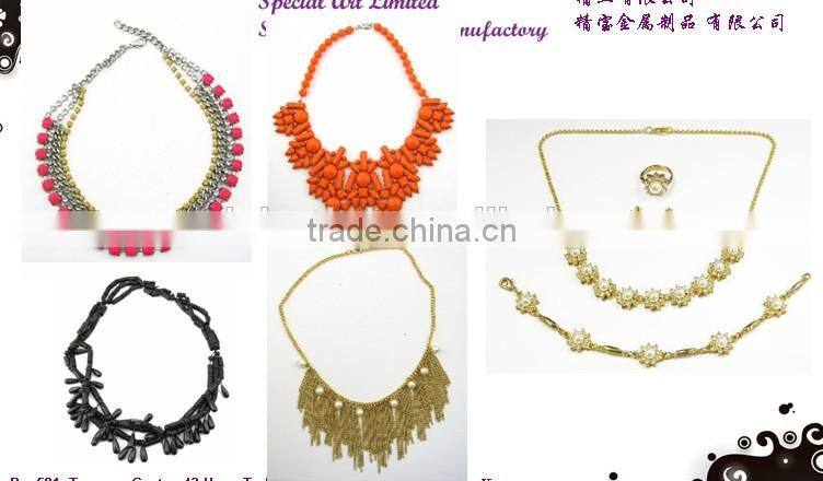 vintage finishes metal peacock with feather and acrylic stone necklace, EN71, CPSIA, REACH, RoHS compliance <DXCA7854>