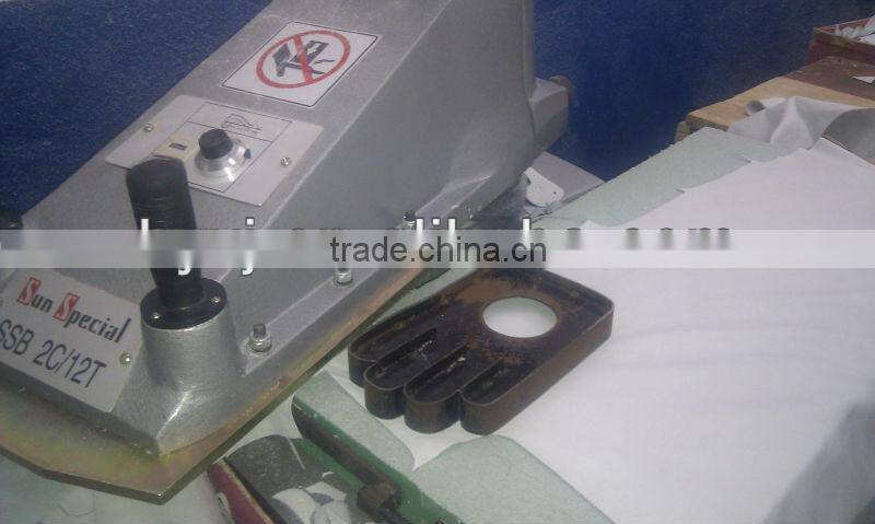 Glove Cutting machine/glove making machine