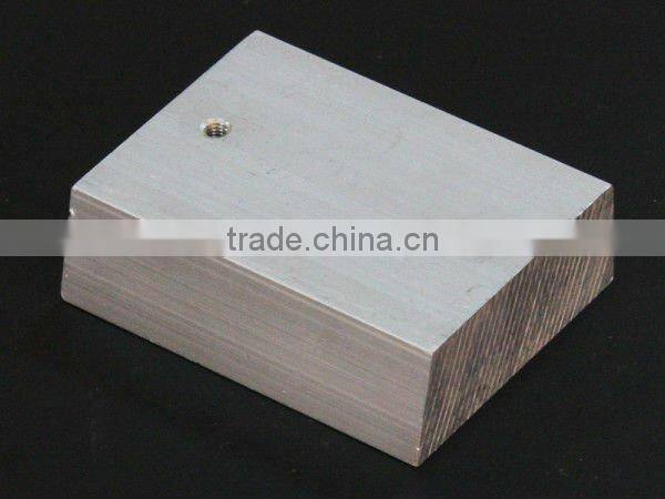 Aluminum electronic heat sink