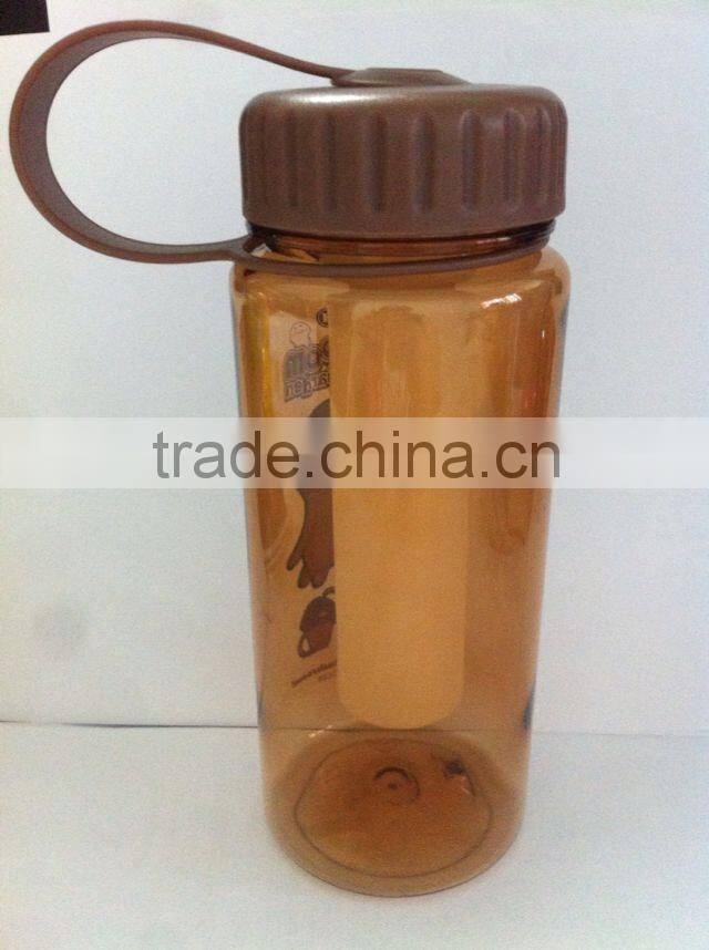 2014 hot hot hot 400ml BPA free kids'water bottle with ice tube