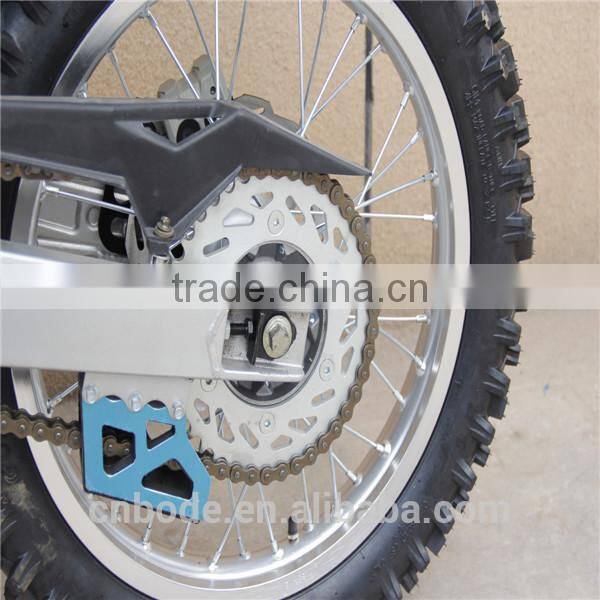 2014 New 250CC Racing Motorcycle with 4 Valve balance Engine