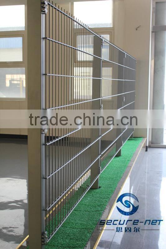 High Quality powder coated 358 anti climb weld mesh fencing for sale