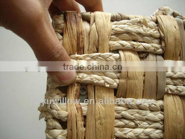 Natural water hyacinth storage baskets water hyacinth handicrafts