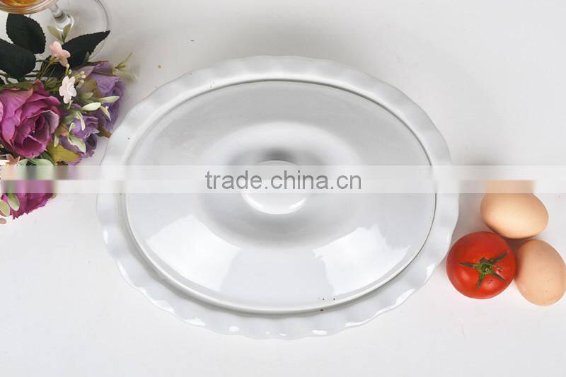 11.5" Oval ceramic baking sheet with lid