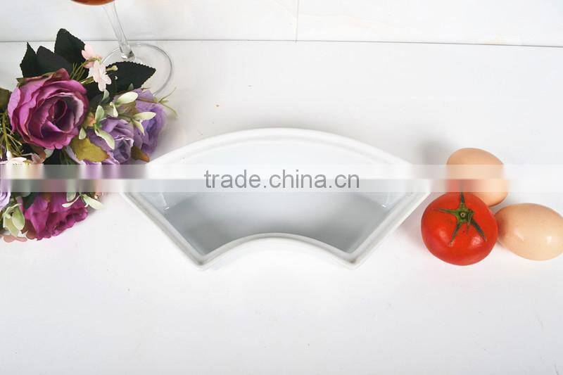 13.5" size porcelain comal with lid