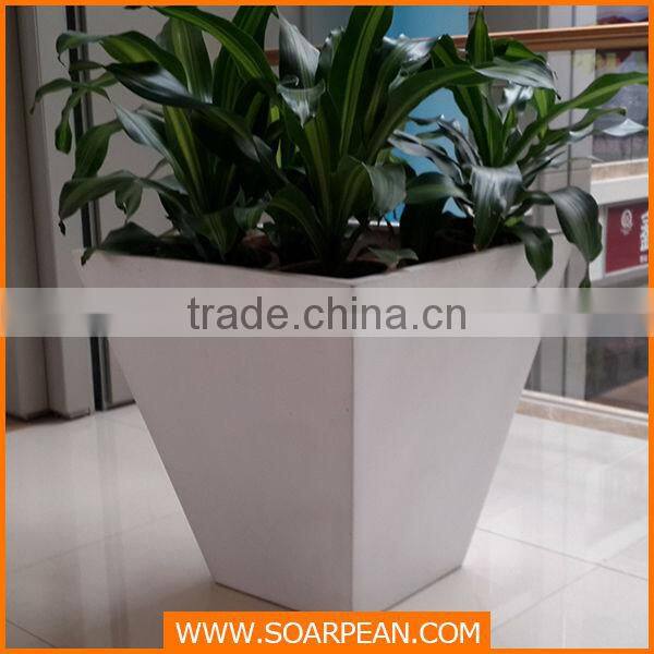 Geometric Drawing Decorative Fiberglass Giant Pot