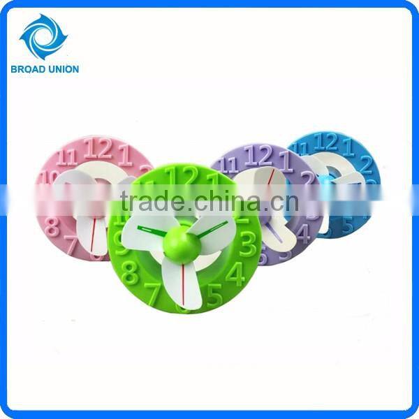 Hot Sale Mini Electric Fan Clock Style Electric Fan