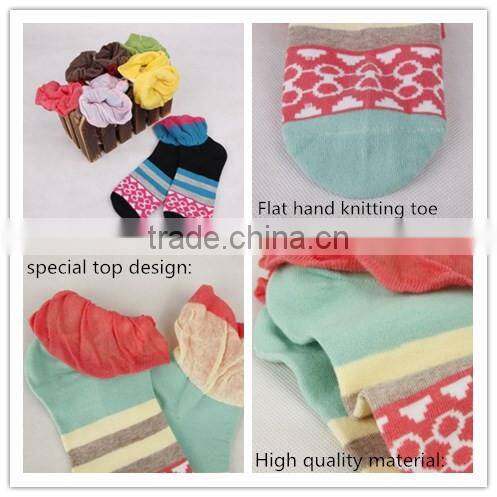 2014 High quality jacquard weave polka dot pattern women cotton boat socks