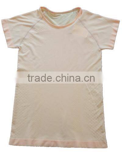 Seamless men's super thin comfortable t shirt