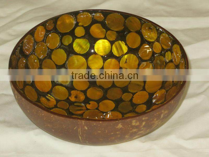 Lacquer coconut bowl