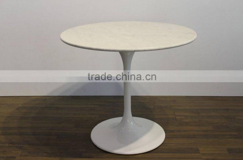 white marble tulip table by Eero Saarinen for dining room