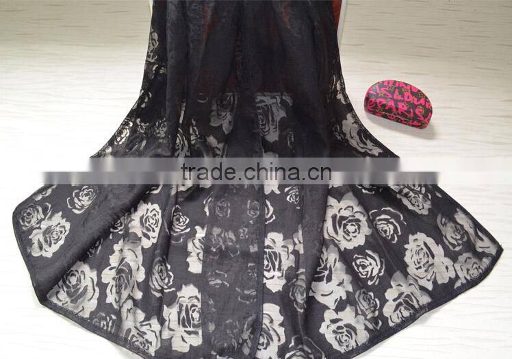 Wholesale New High Grade Lady Fashionable Hollow Rose Flower Lace Scarf