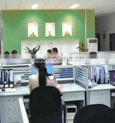 luxurious wedding table cloth