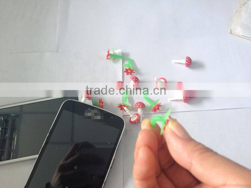 Hot sale flower deisgn silicone earphone dustproof jack plug with soft plug