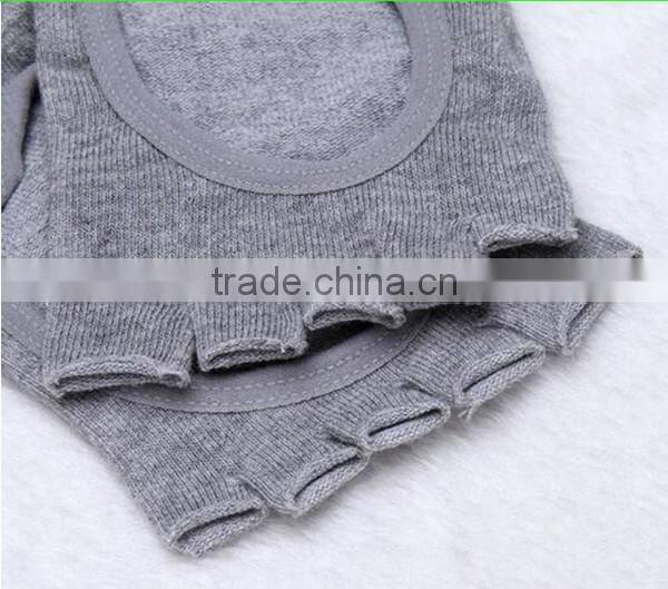 Anti-slip Socks Yoga Fitness With Silicone Particle High Quality