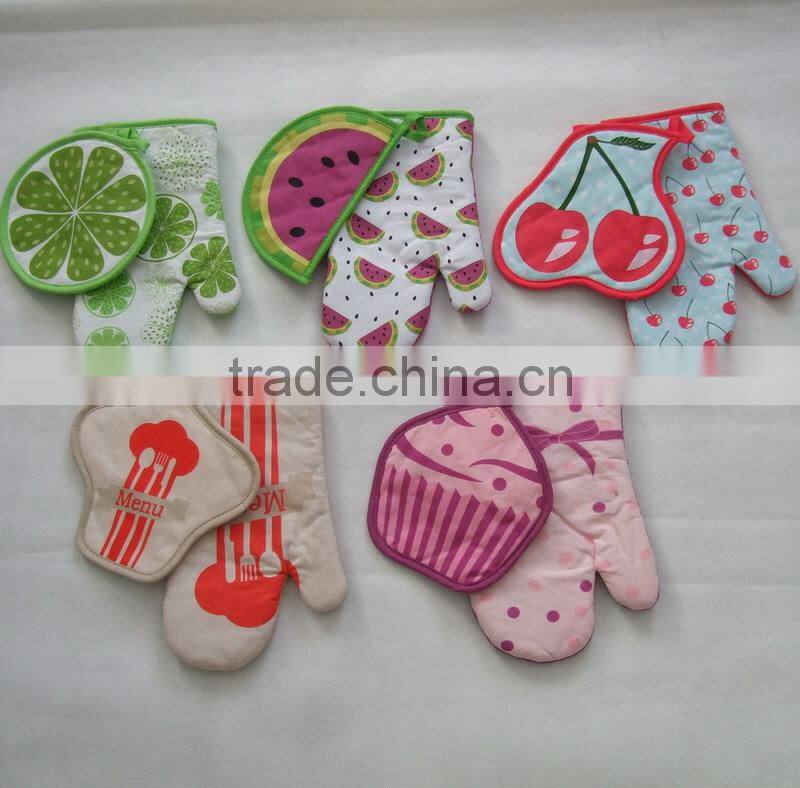 cotton twill material set coffee or cook chef design oven mitten pot holder kitchen basics set