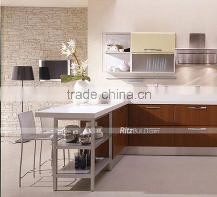Italian kitchen furniture design idea for house construction