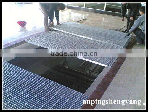 Hot Sell Heavy duty galvanized steel grating panel