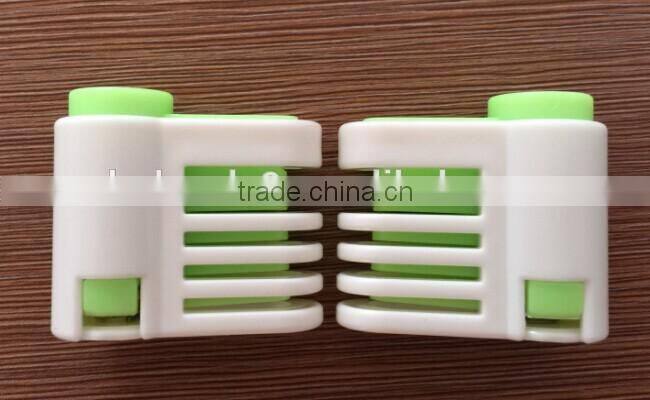 Plastic cake wafer breaker & cake tools