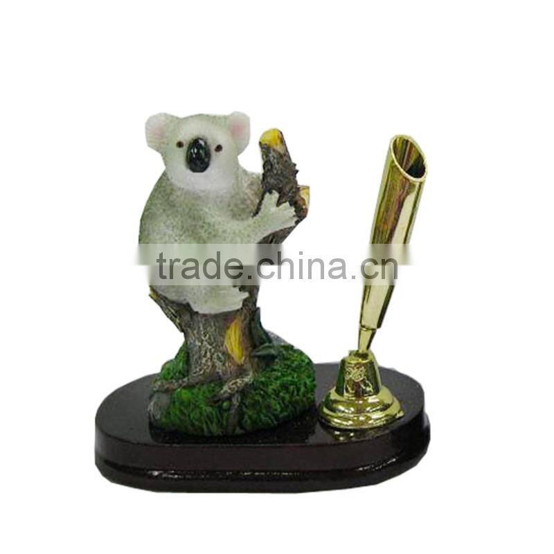 souvenir kangaroo table pen holder