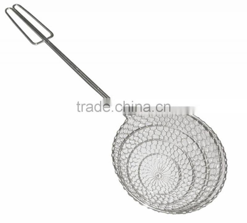 Hot sale stainless steel/zink plated metal noodle skimmer with bamboo handle