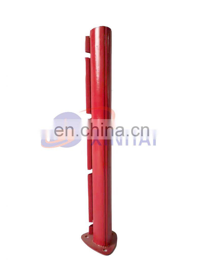 Triangular curved galvanized wire fence