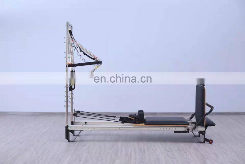 Aluminium Reformer with half trapeze gym machine