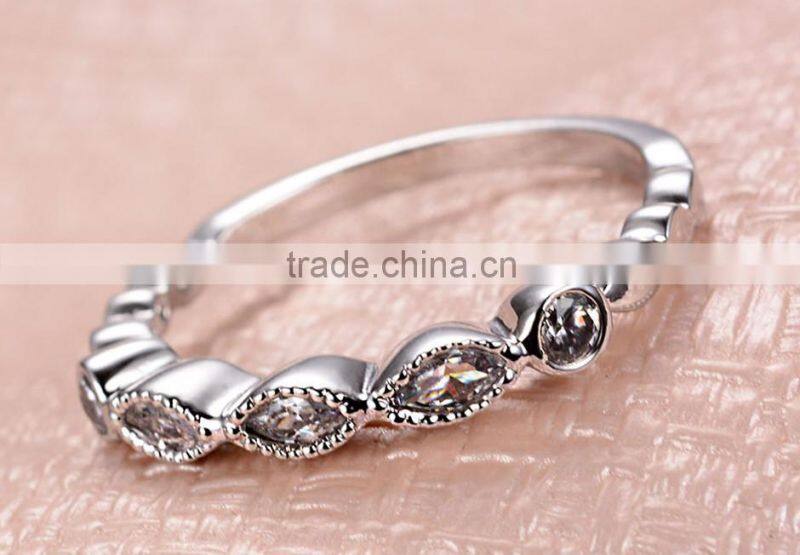 Treasure Factory Simple fashion jewelry couple rings horse eye diamond ring copper ring