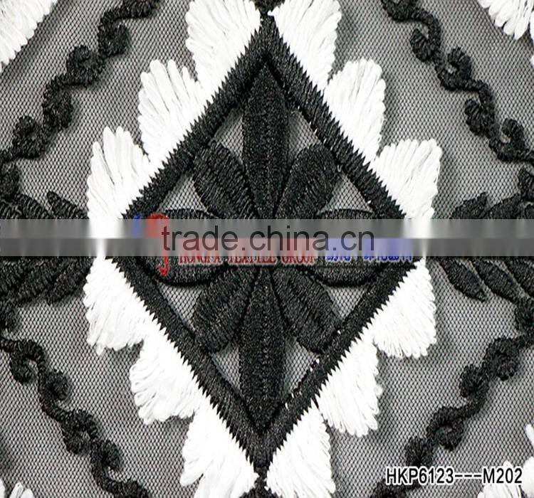 China Supplier And Manufacturer New Geometric Pattern Knitted Fabric Geometric Fashion Design
