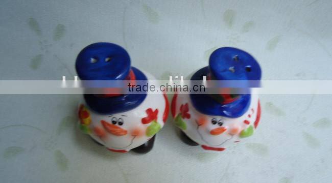 ceramic cartoon salt pepper shaker set