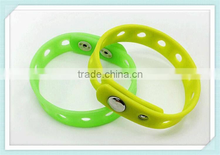 adjustable silicone rubber bracelet