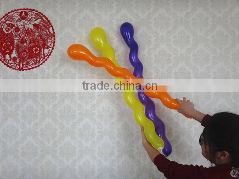 Colorful screw balloons for decoration