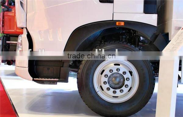 HOWO T5G MAN Engine 240HP Euro4 6X2 Motor Truck / Cargo Van truck