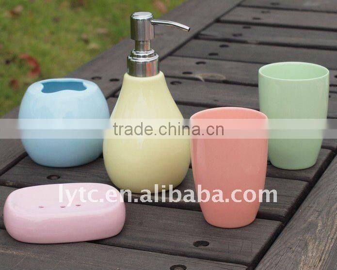 Colorful porcelain bathroom accessories set
