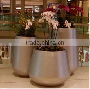 Modern fiberglass flowerpot