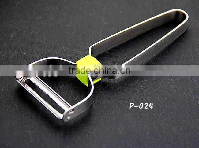 P029 Kasun gadget potato slicer Stainless Steel coconut Y Peeler in green with fridge magnets