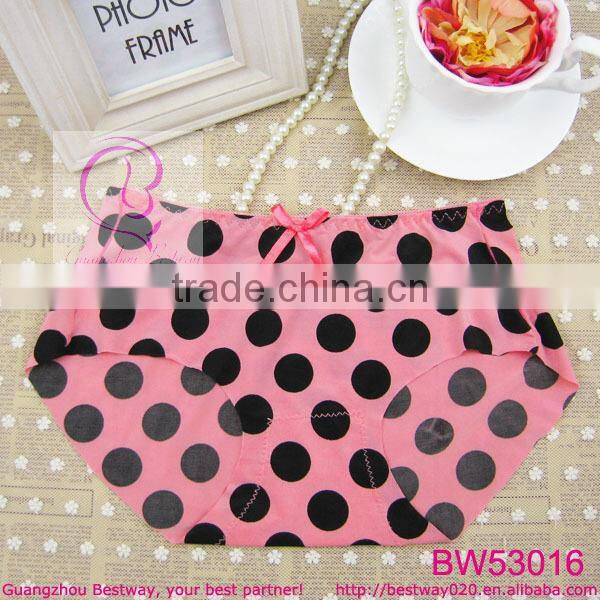 Hot sexy girl photo of leg cut panties