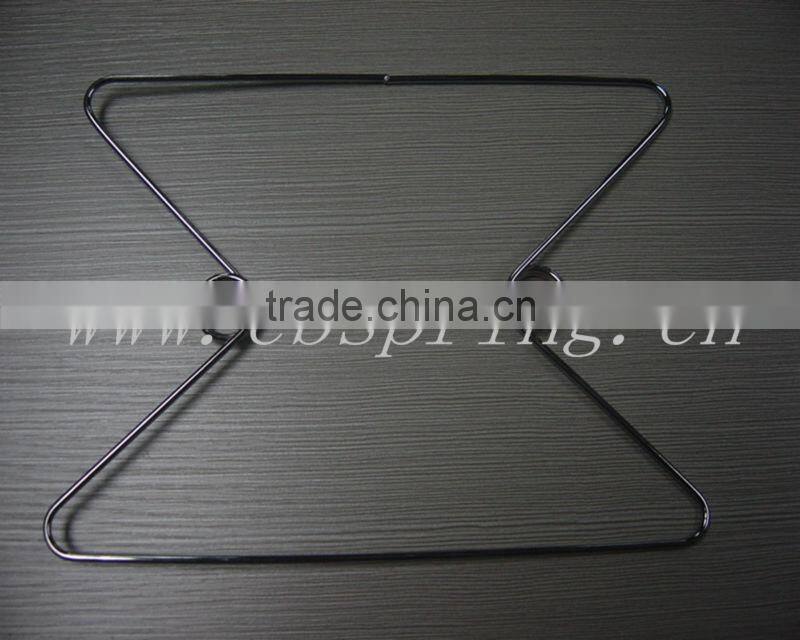 Butterfly edge support springs for bed mattress