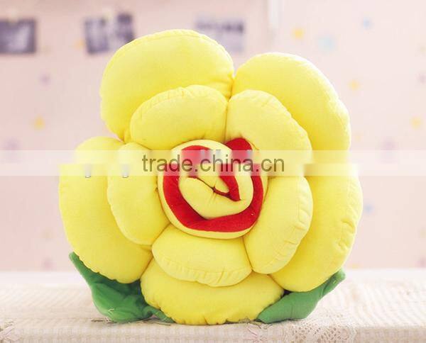 2015 new design plush flower shaped pillow