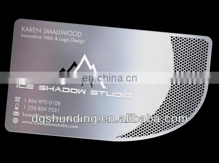 custom design high qualtiy embossed metal cards