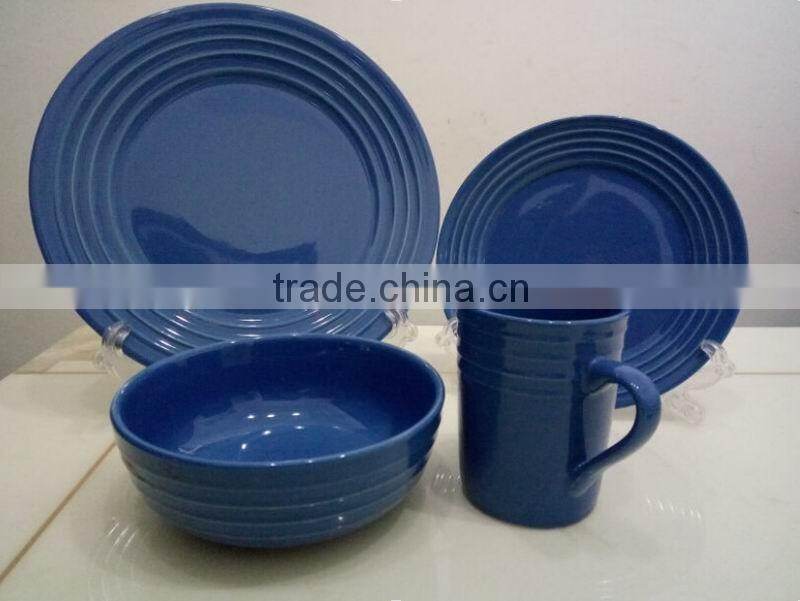 2016 new 16pcs embossed stoneware dinnerware set with low price