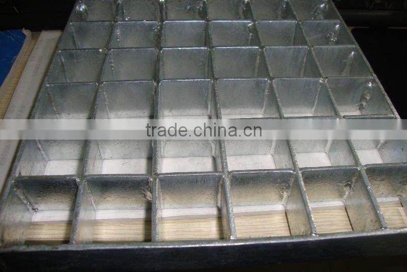 galvanized Lattice steel plate