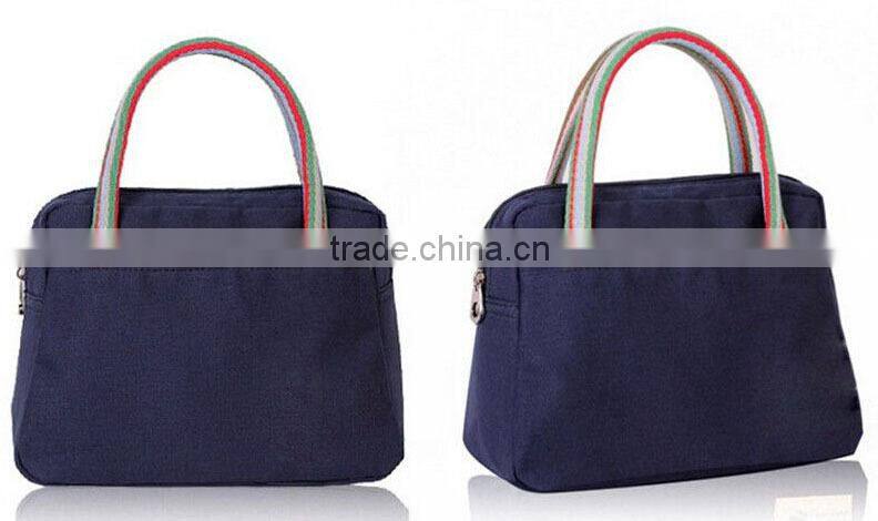 Fashion monochromatic ladies handbag