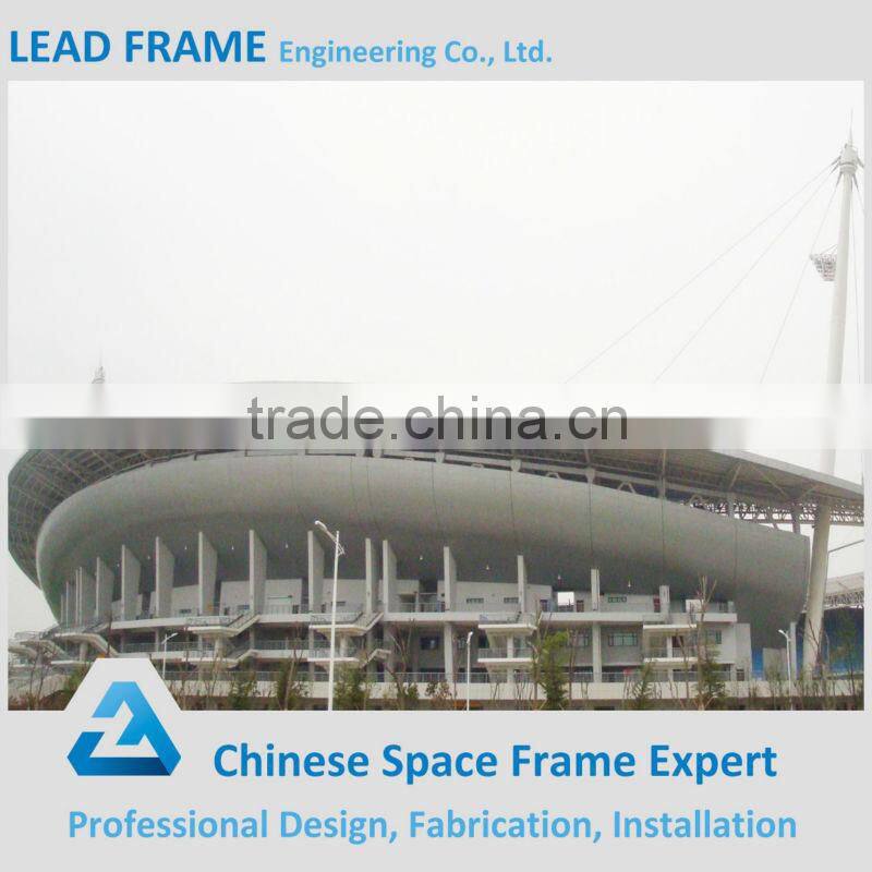 Stainless steel space frame for outdoor stadium roofing